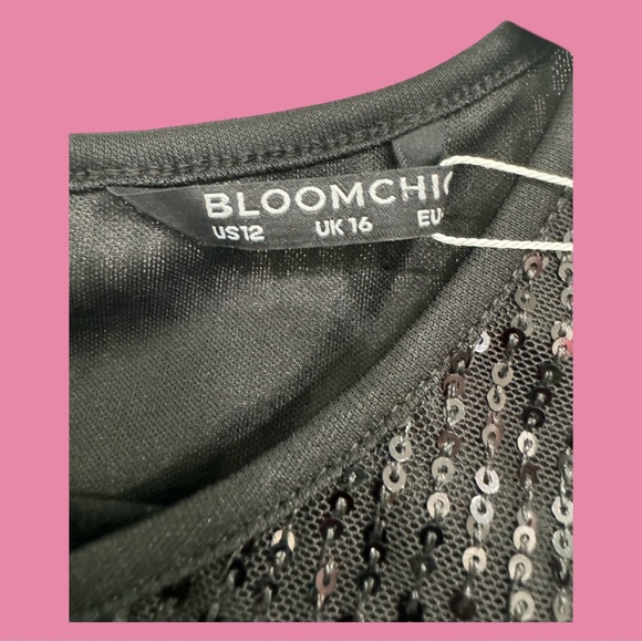 Bloom Chic Dress - Picture 3 of 4